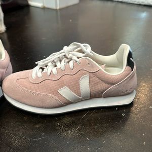 Veja Rio Branco Sneakers